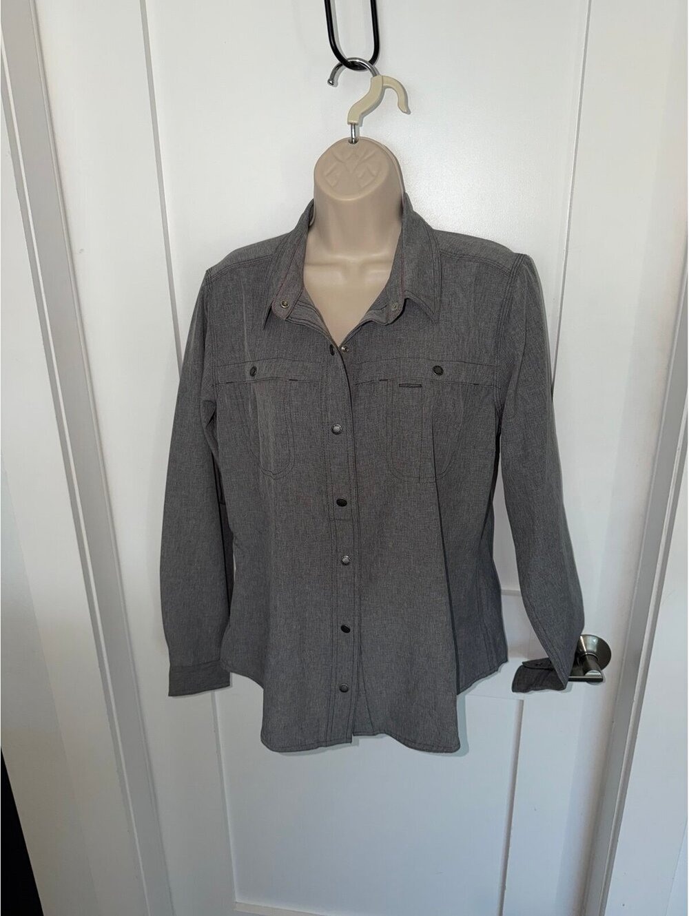 Women’s Dickies temp q cooling long sleeve snap button down shirt top blouse m